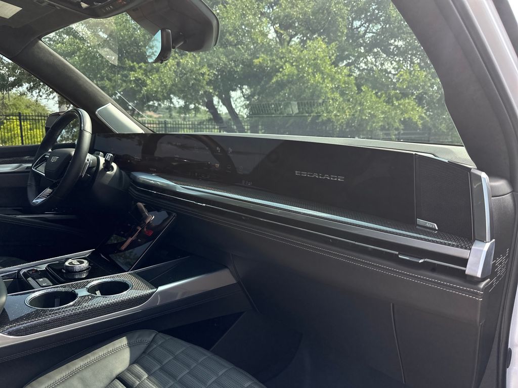 Used Car 2025 Cadillac Escalade  V-series For Sale Under $200,000 In Austin, Texas