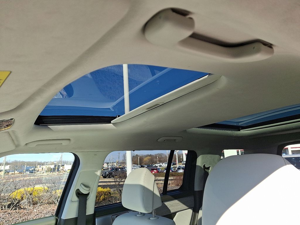 Thumbnail: 2024 Hyundai Santa Fe - 17