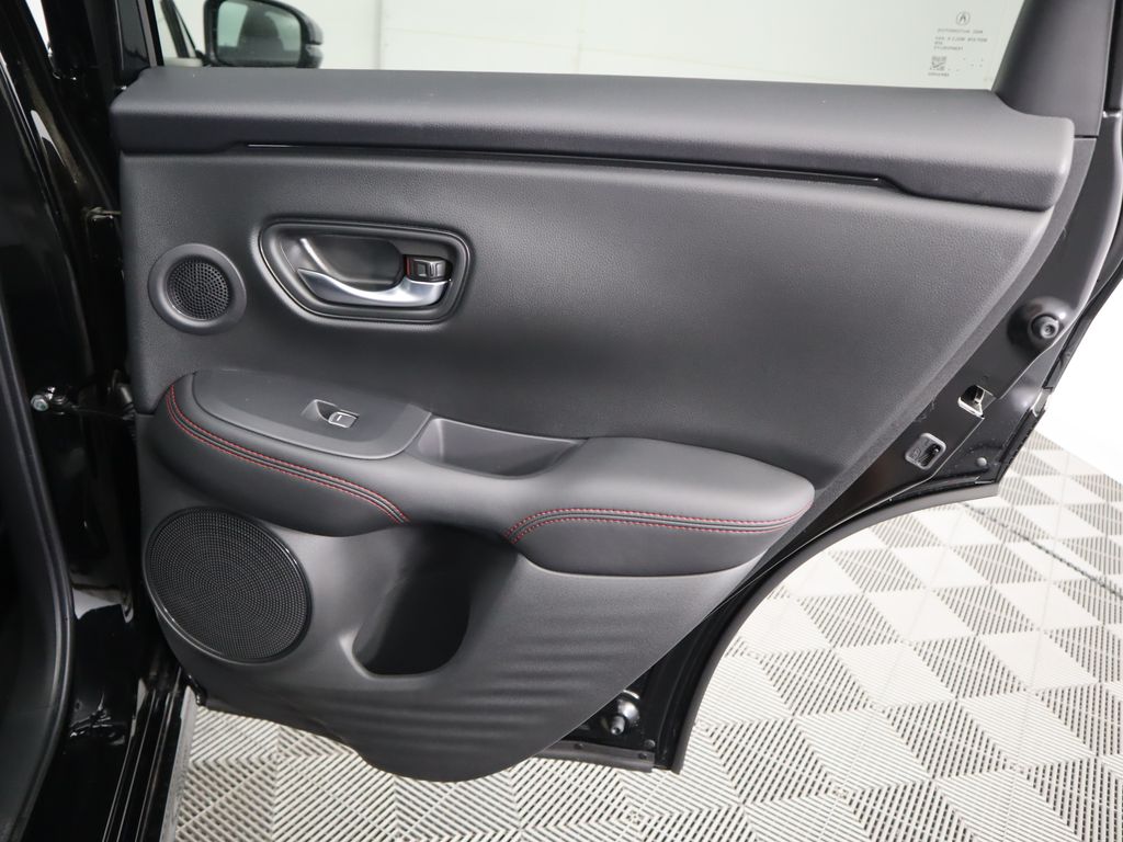 Thumbnail: 2025 Acura ADX - 28