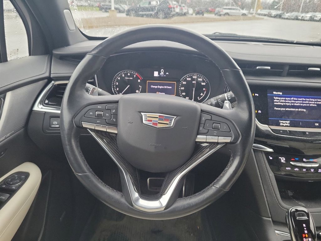 2021 Cadillac XT6 Sport 11