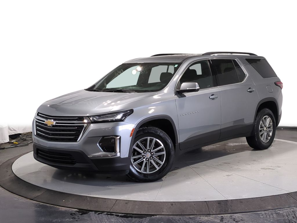 2023 Chevrolet Traverse LT Leather FWD