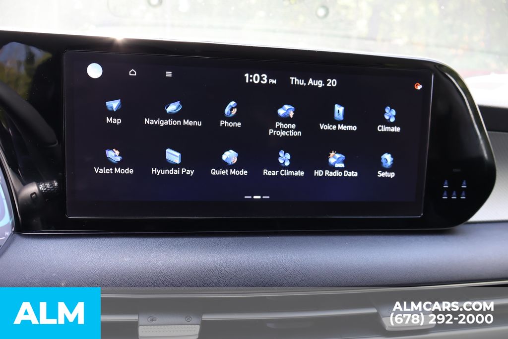 Used 2025 White Hyundai SEL image 40