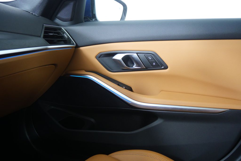 Thumbnail: 2024 BMW 3 Series - 29