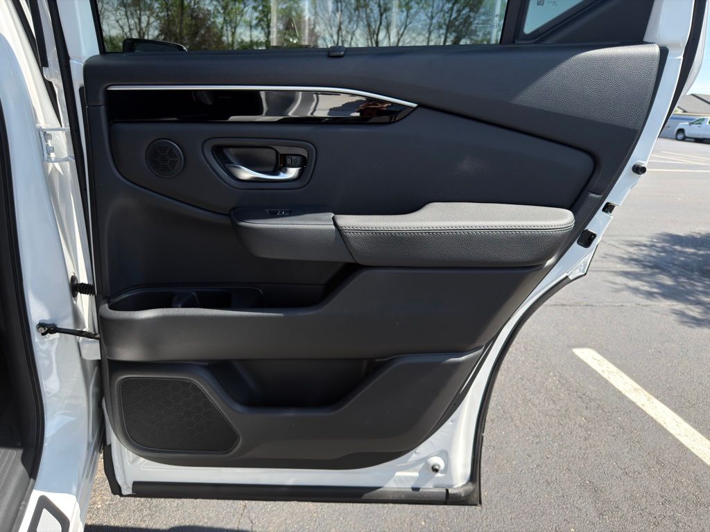 Thumbnail: 2026 Honda Pilot - 23