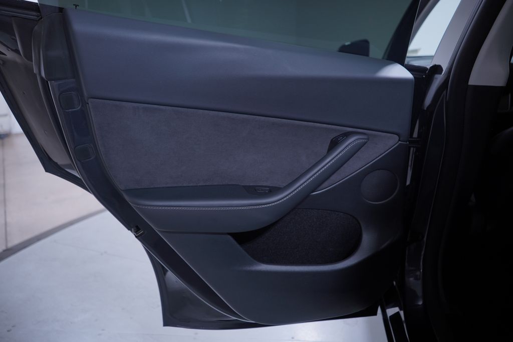 Thumbnail: 2024 Tesla Model Y - 14