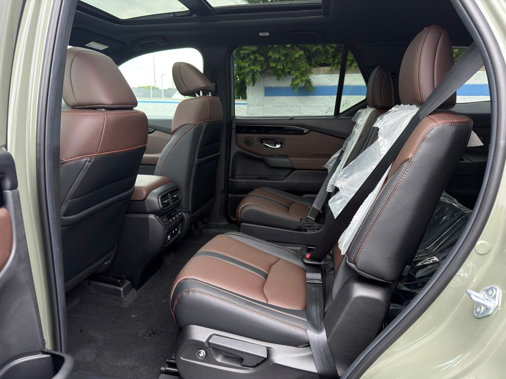 Thumbnail: 2026 Honda Pilot - 19