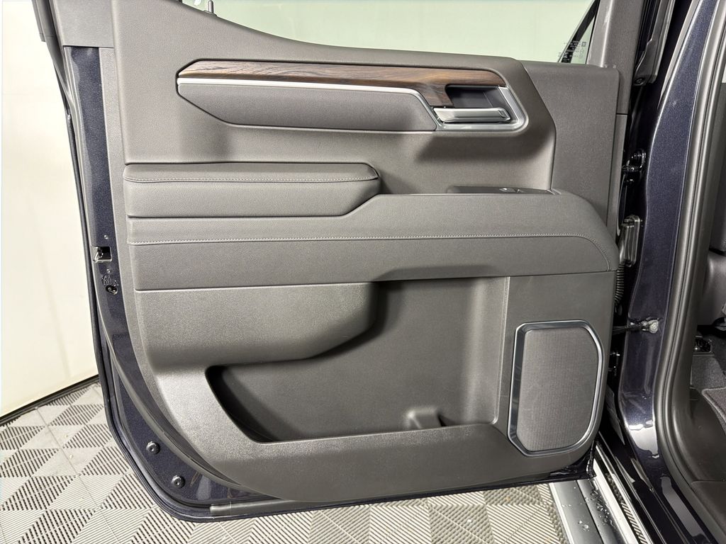 new 2026 GMC Sierra 1500 car, priced at $59,420