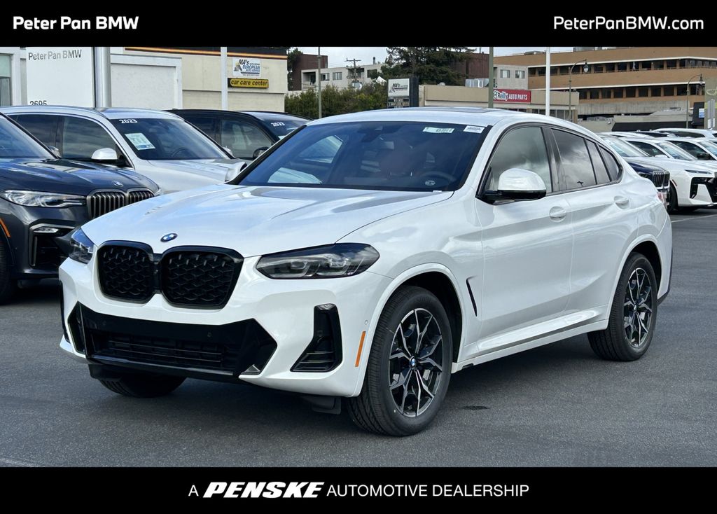 Thumbnail: 2025 BMW X4 - 1