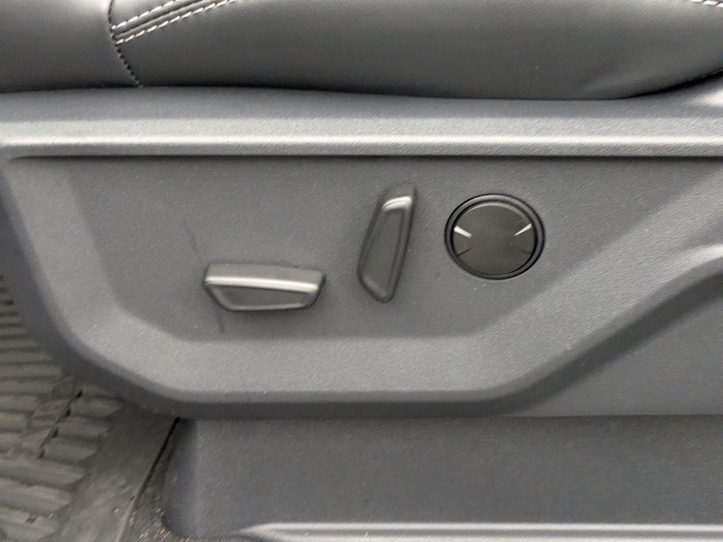 2025 Ford Expedition Platinum MAX