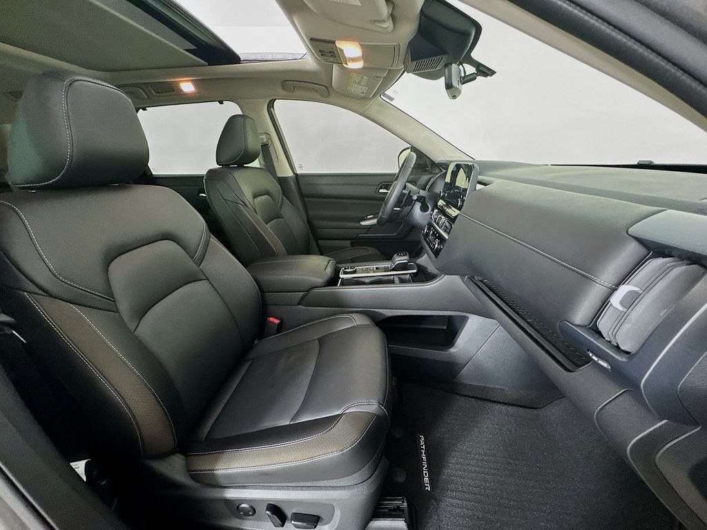 Used Car 2025 Nissan Pathfinder  Sl For Sale Under $35,000 In Austin, Texas
