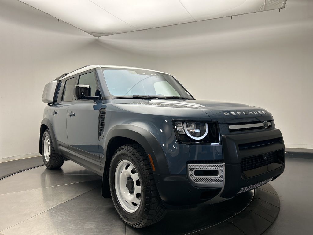 Thumbnail: 2020 Land Rover Defender - 7