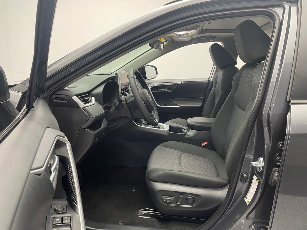 Thumbnail: 2025 Toyota RAV4 - 12