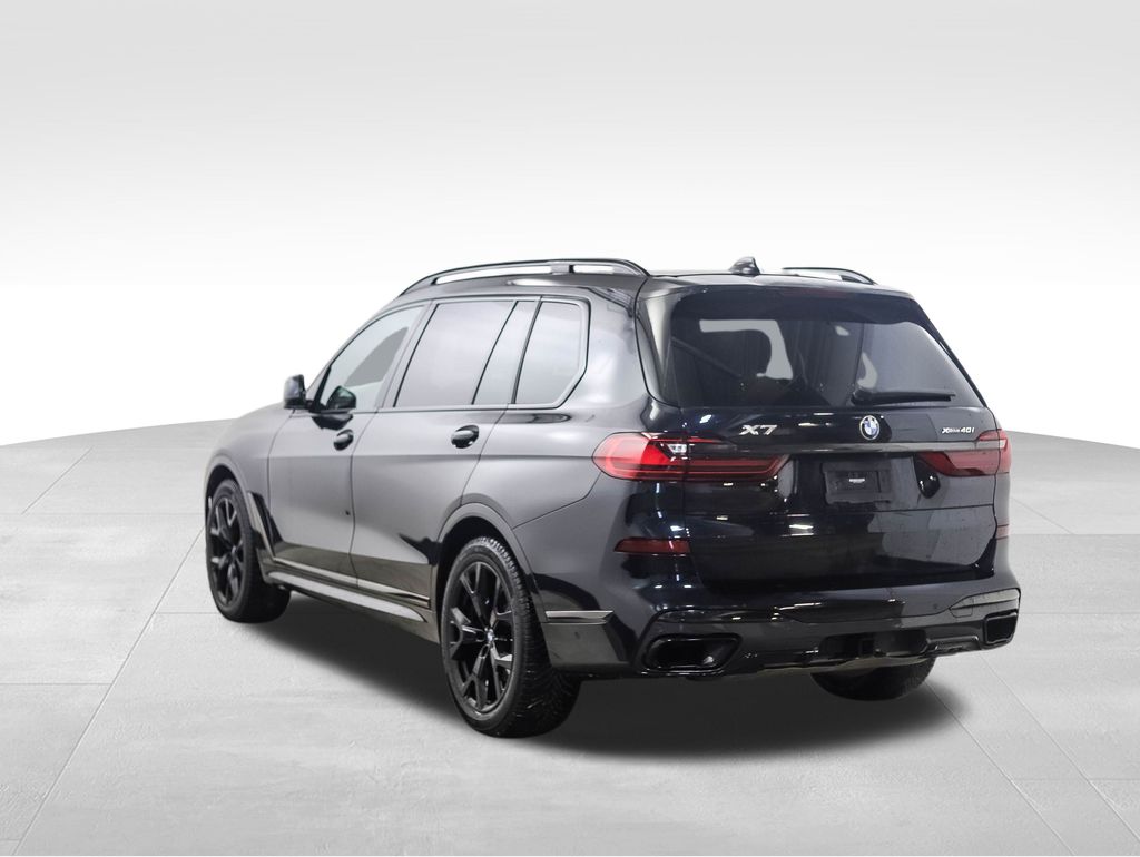Thumbnail: 2021 BMW X7 - 3