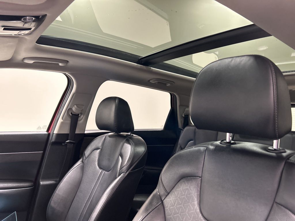 used 2023 Kia Sorento car, priced at $25,801