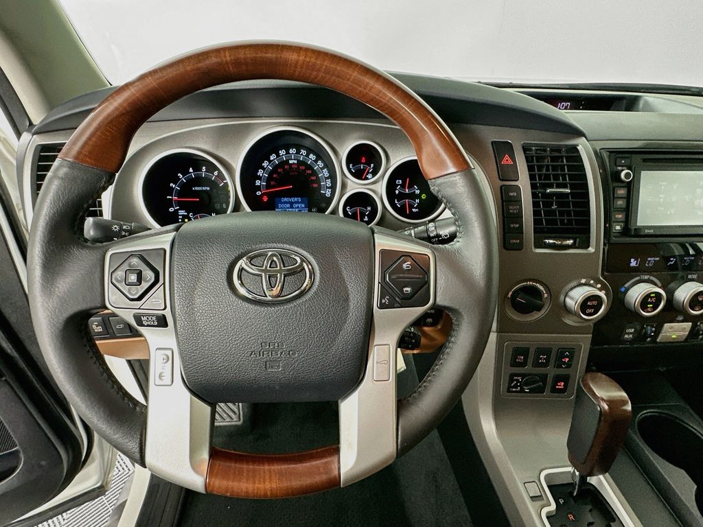 Thumbnail: 2017 Toyota Sequoia - 11