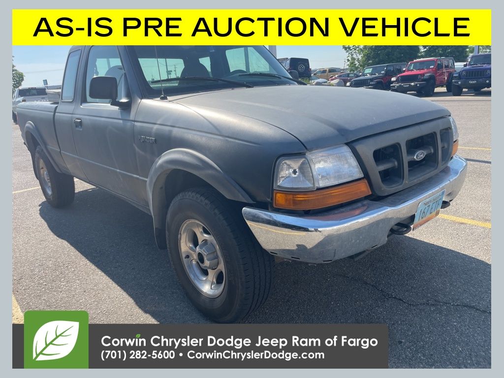 Gray (Medium Platinum Clearcoat Metallic) 2000 Ford Ranger XLT Extended Cab 4WD SB Pickup Truck Four-Wheel Drive 5-Speed Manual Overdrive