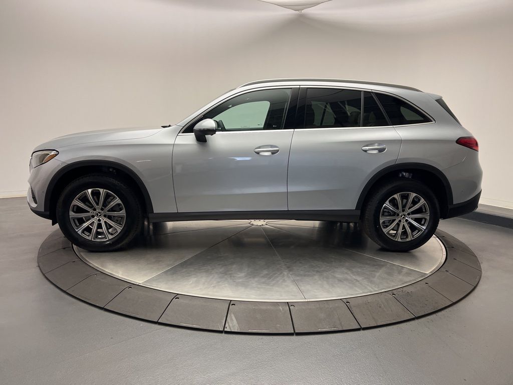 Thumbnail: 2026 Mercedes-Benz GLC - 4