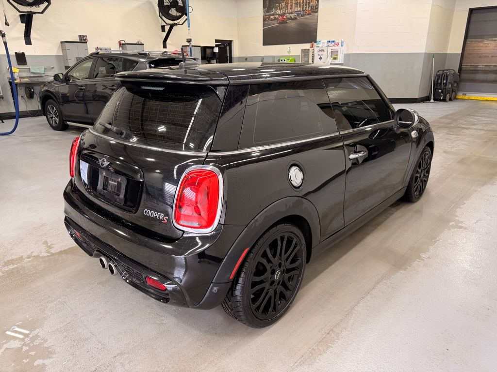 Thumbnail: 2018 MINI Cooper - 6