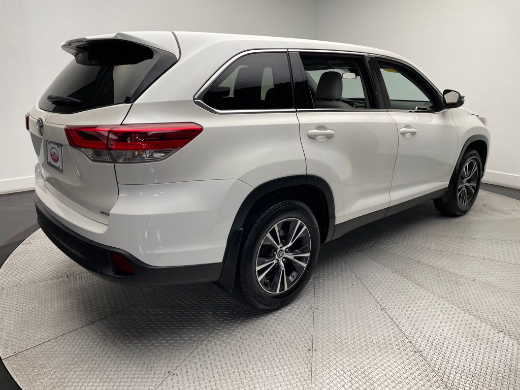 2019 Toyota Highlander LE 5