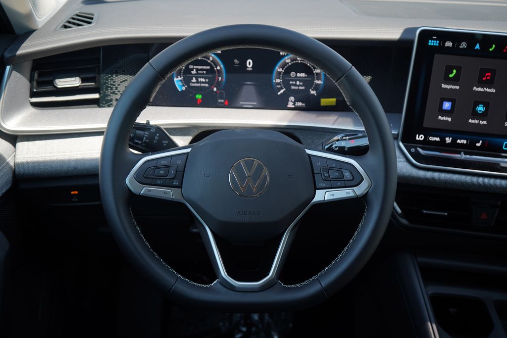 Thumbnail: 2025 Volkswagen Tiguan - 9