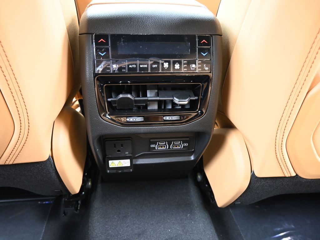 New 2025 Bright White Clearcoat Jeep Summit image 37