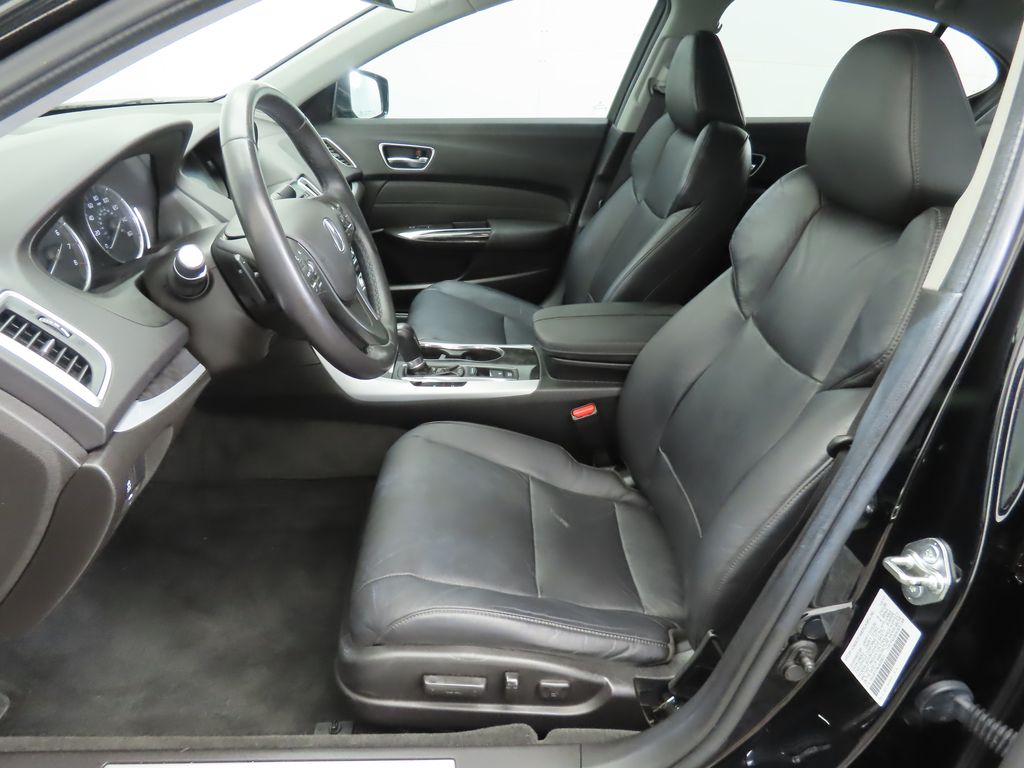 Thumbnail: 2018 Acura TLX - 19