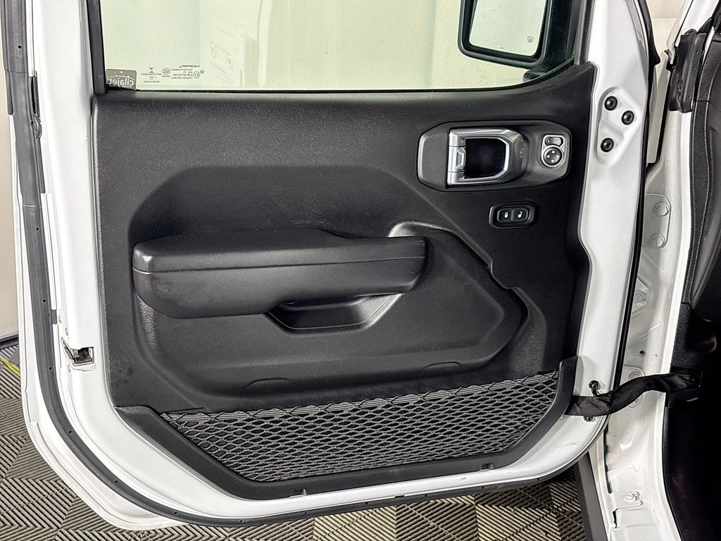 2021 Jeep Gladiator Willys