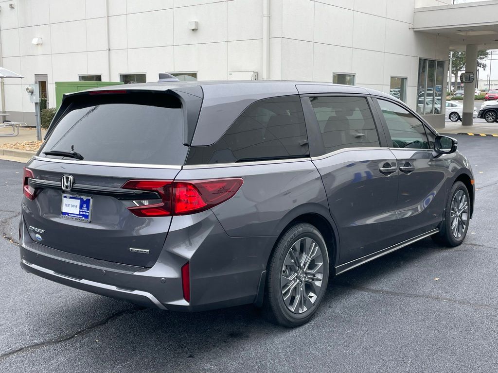 2025 Honda Odyssey Touring 5