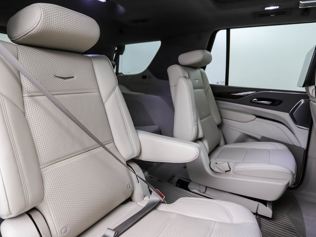 2022 Cadillac Escalade Sport Platinum 29