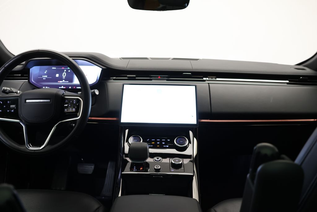 Thumbnail: 2023 Land Rover Range Rover Sport - 15