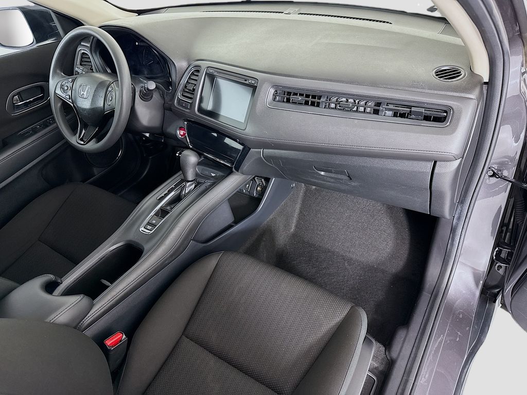 Thumbnail: 2017 Honda HR-V - 17