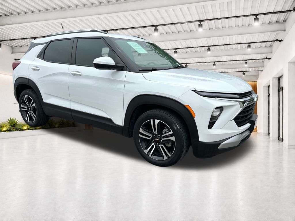 Summit White 2024 Chevrolet Trailblazer SUV / Crossover Front-Wheel Drive Continuously Variable Transmission