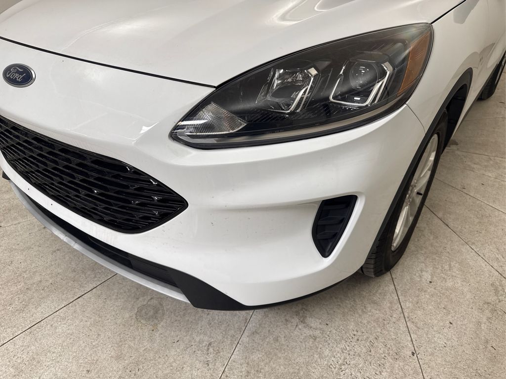 2022 Ford Escape SE - Photo 16