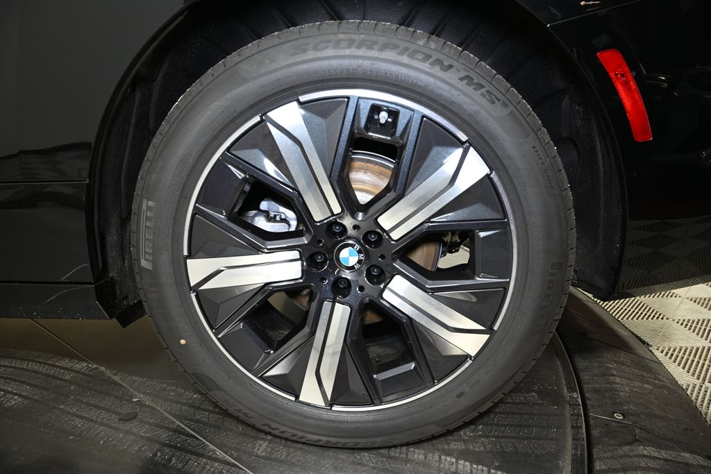 Thumbnail: 2026 BMW iX - 12