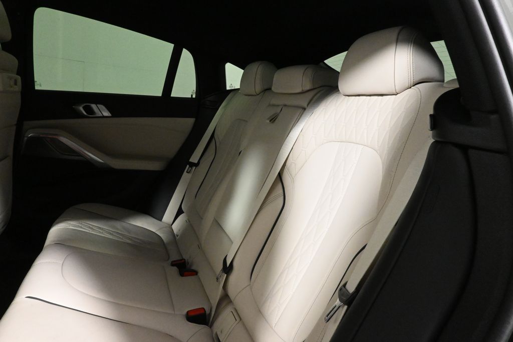 Thumbnail: 2023 BMW X6 - 4