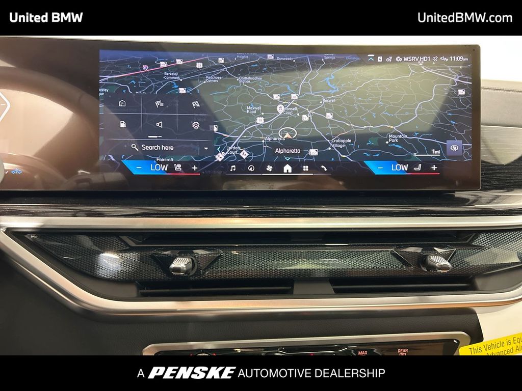 Thumbnail: 2026 BMW X7 - 18