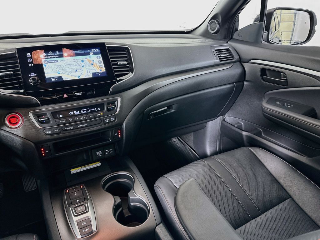 Thumbnail: 2023 Honda Passport - 24