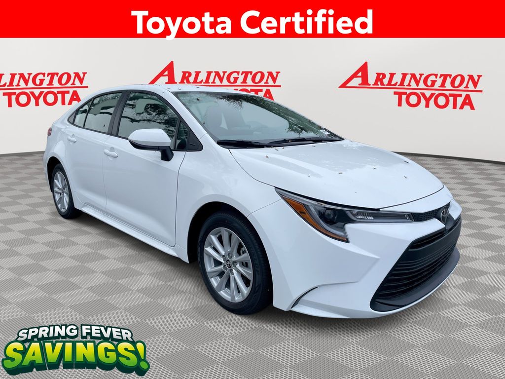 2026 Toyota Corolla LE