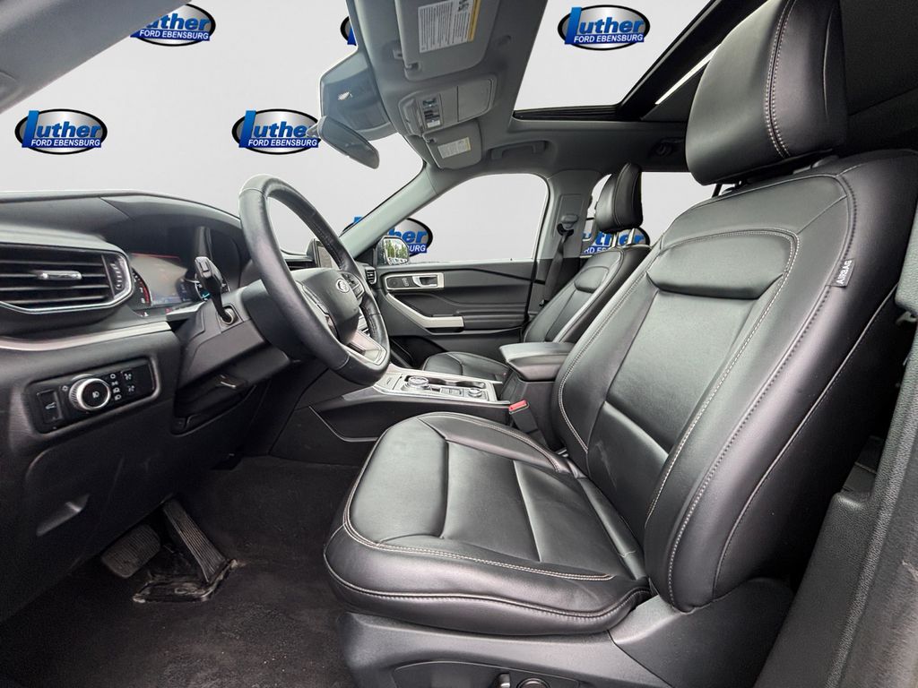 2023 Ford Explorer XLT Black at Spitzer Acura