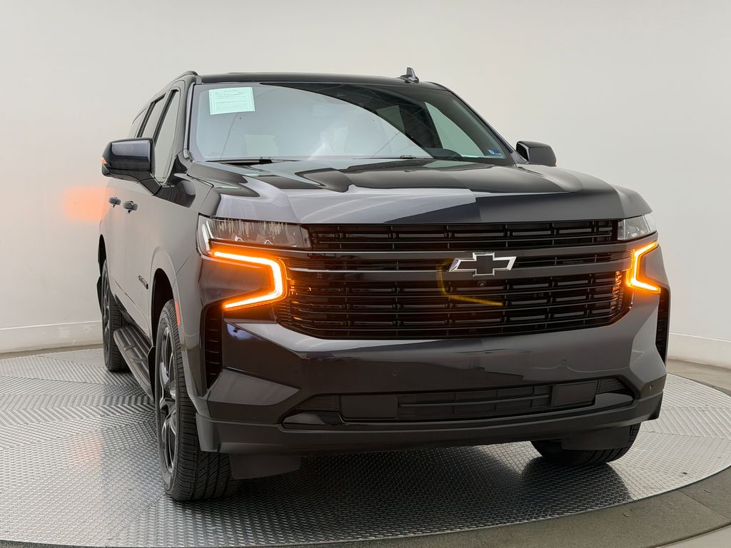 Thumbnail: 2024 Chevrolet Suburban - 3