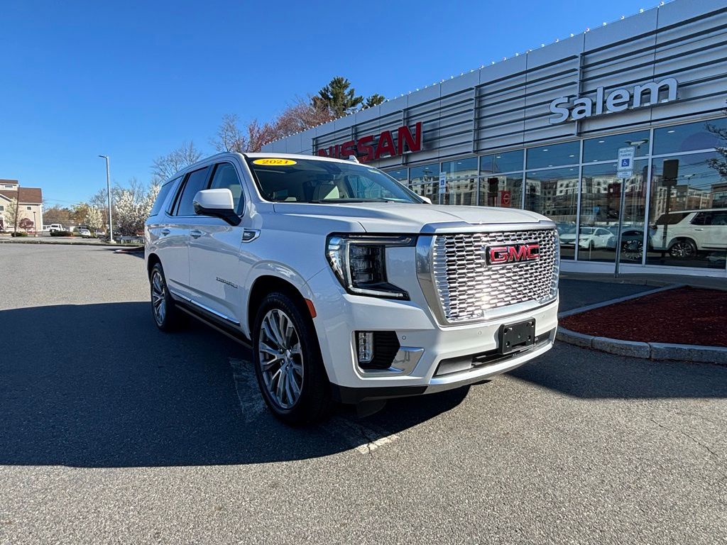 White 2021 GMC Yukon SUV / Crossover Four-Wheel Drive