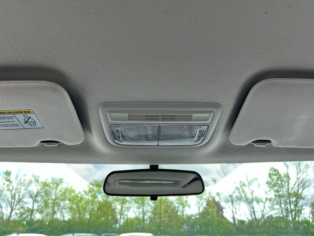 2018 Honda HR-V LX 12