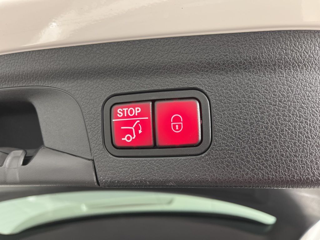 Thumbnail: 2024 Mercedes-Benz GLE - 11