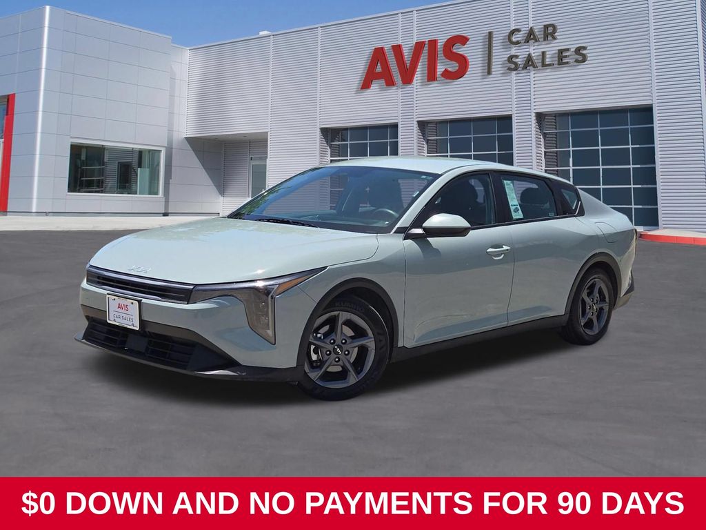 2025 Kia K4 LXS FWD
