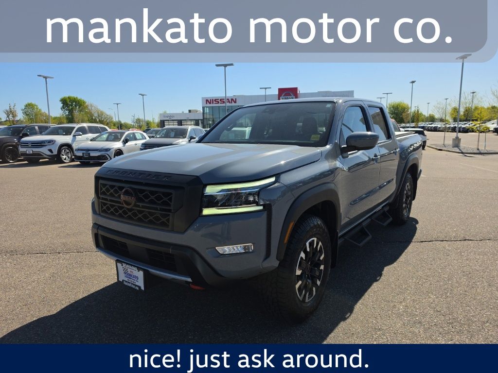 2023 Nissan Frontier PRO-4X Crew Cab 4WD