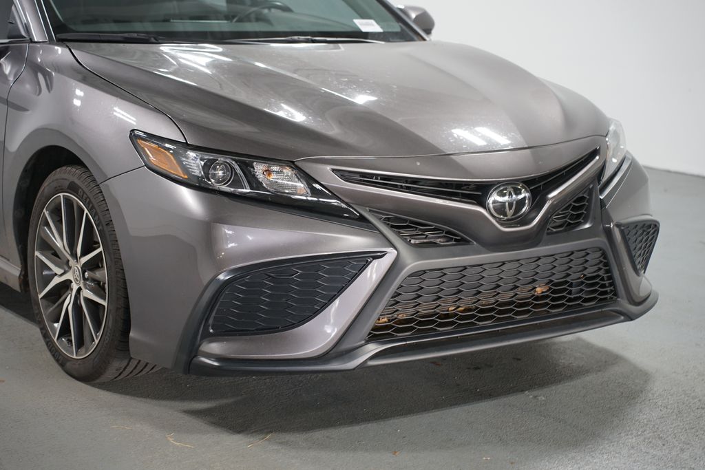 Thumbnail: 2023 Toyota Camry - 4