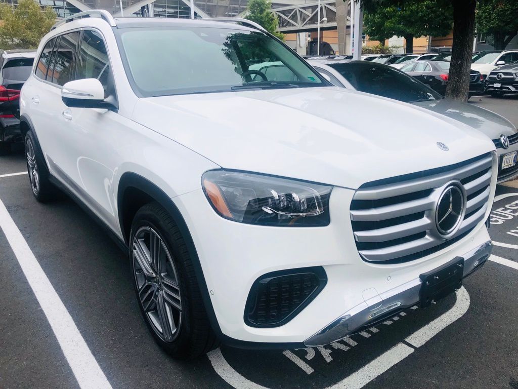 Thumbnail: 2024 Mercedes-Benz GLS - 3