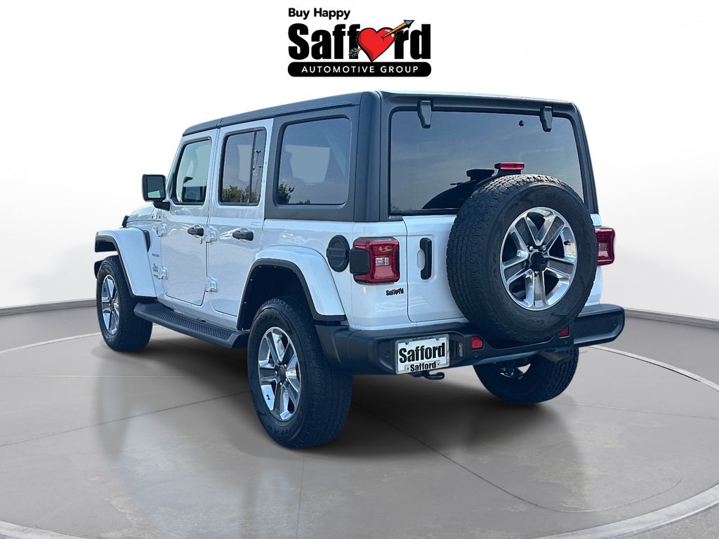 Used 2022 White Jeep Unlimited Sahara image 5