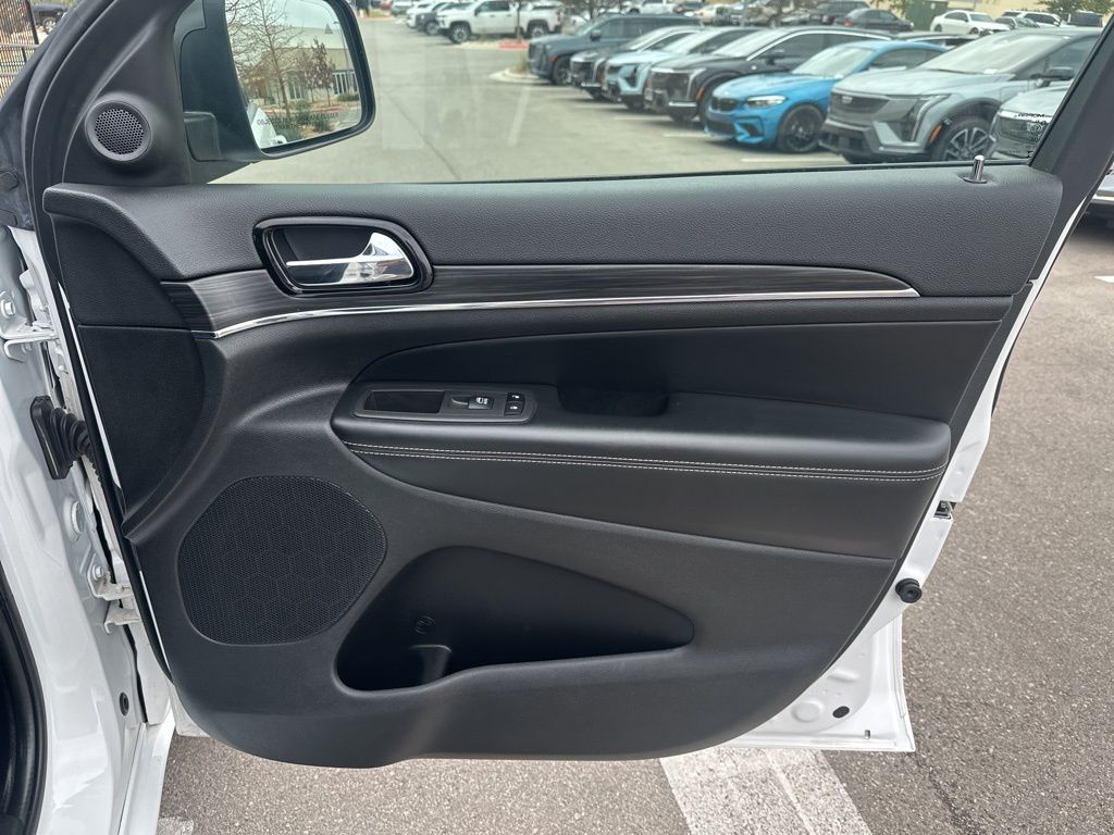 Used Car 2021 Jeep Grand Cherokee  80th Anniversary Edition For Sale Under $30,000 In Austin, Texas