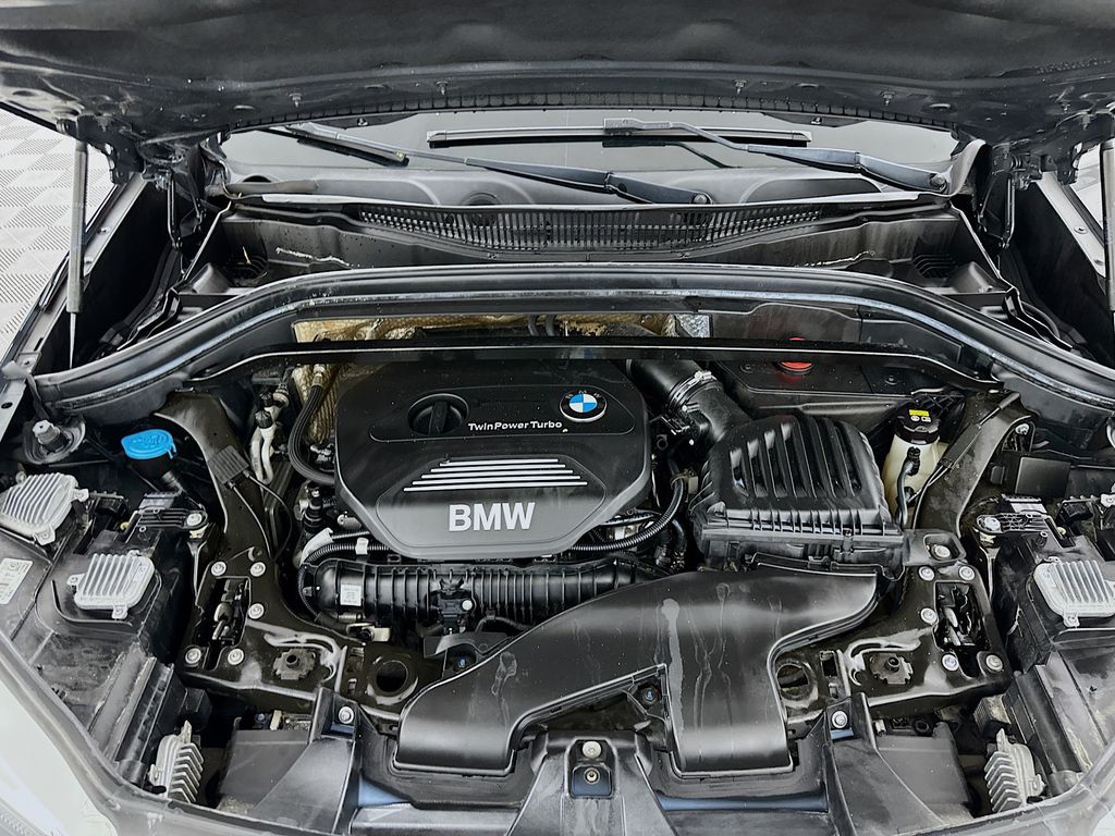 Thumbnail: 2016 BMW X1 - 29